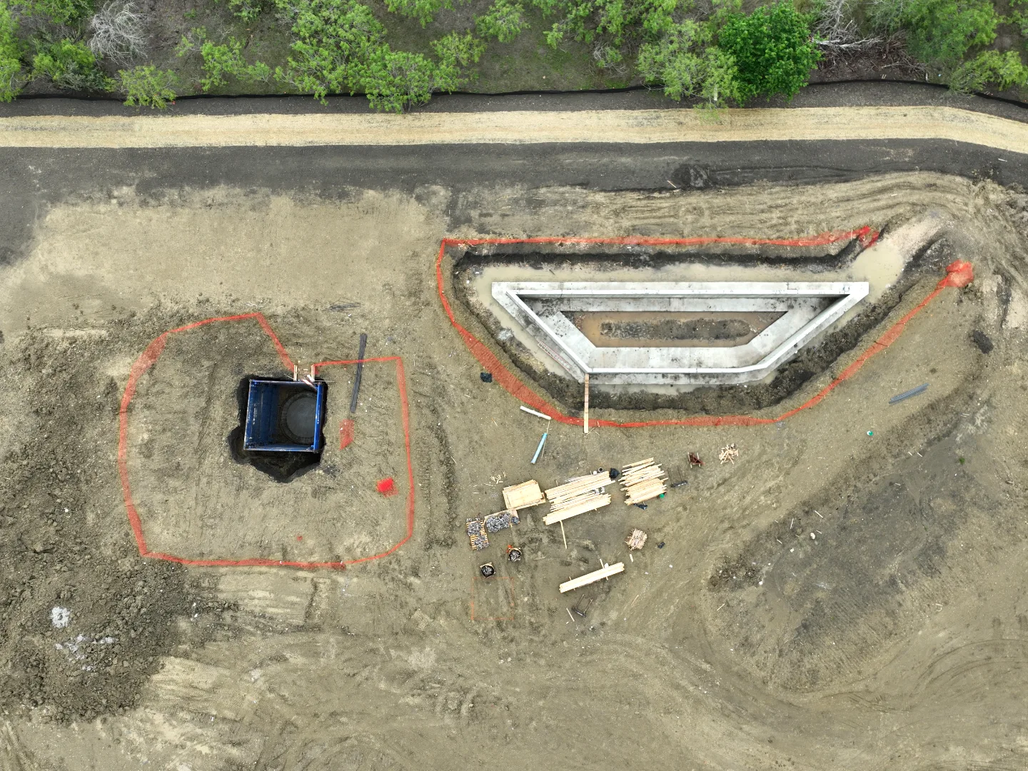 Site Plan A showing lift station layout and force main routing, Decker General, Austin TX — Mahoney Engineering