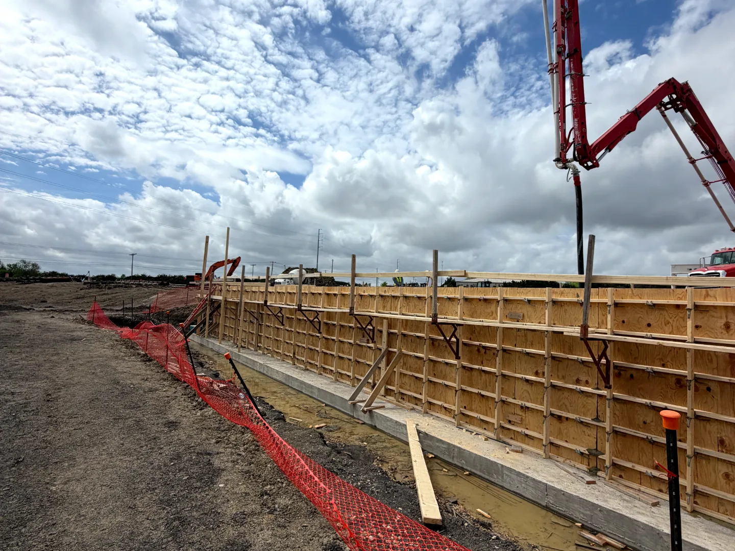 Site Plan A showing lift station layout and force main routing, Decker General, Austin TX — Mahoney Engineering