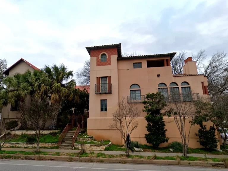 Projects 3 600 Harthan Street – Hotel